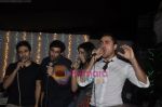 Imran Khan at Delhi Belly DK Bose song success bash in Vie Lounge, juhu, mumbai on 3rd June 2011 (10).JPG